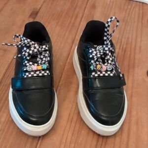 Little Girl Justice Sports Black Beaded Lace Low Court Sneakers, Size 2